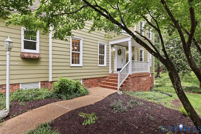 5700 Sandstone Ridge Rd, Midlothian, VA 23112