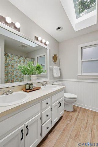 5700 Sandstone Ridge Rd, Midlothian, VA 23112