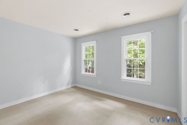 5700 Sandstone Ridge Rd, Midlothian, VA 23112
