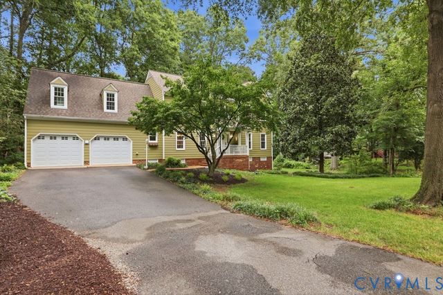 5700 Sandstone Ridge Rd, Midlothian, VA 23112
