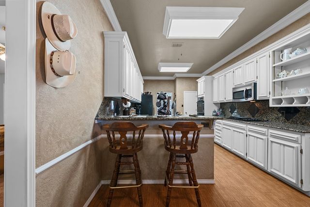 1919 Centerview, Midland, TX 79707