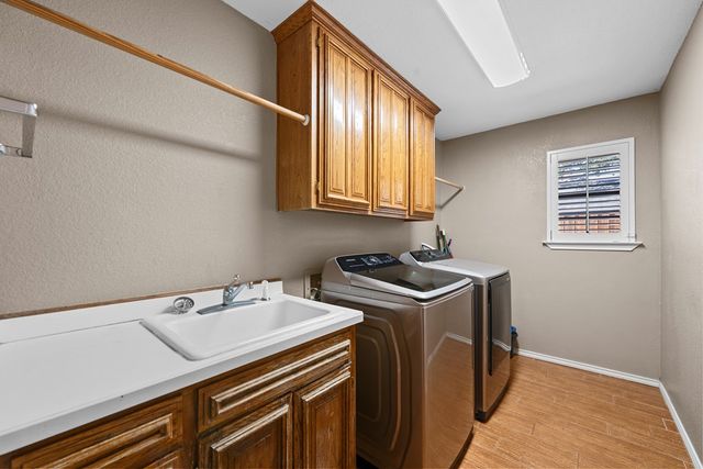 1919 Centerview, Midland, TX 79707