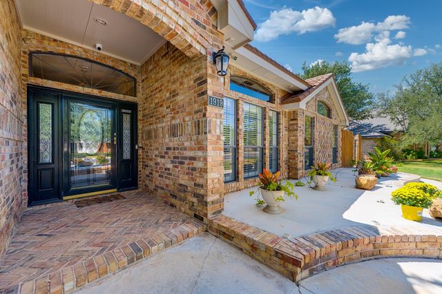 1919 Centerview, Midland, TX 79707