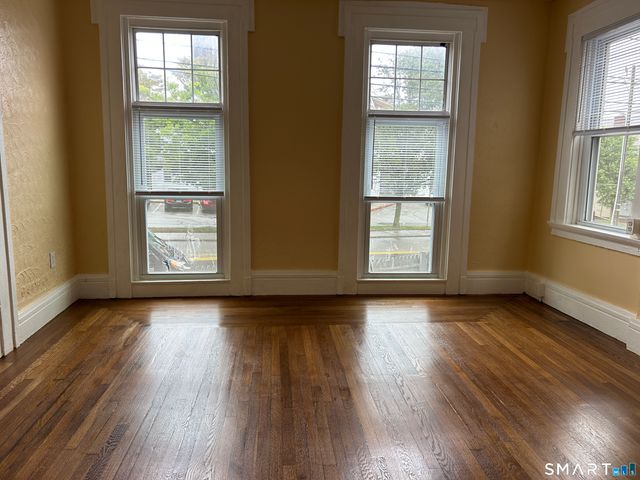 27 Jay Street 1, New London, CT 06320
