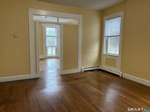 27 Jay Street 1, New London, CT 06320