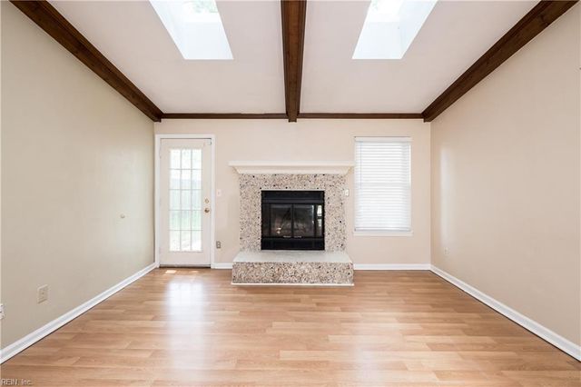 5025 Cliffony DR, Virginia Beach, VA 23464