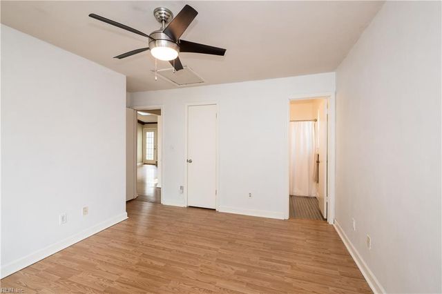 5025 Cliffony DR, Virginia Beach, VA 23464