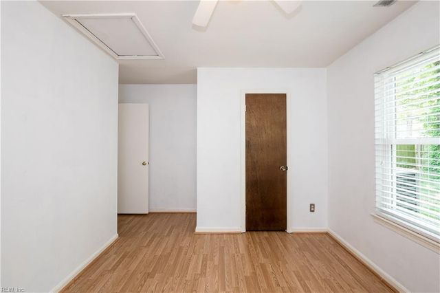 5025 Cliffony DR, Virginia Beach, VA 23464