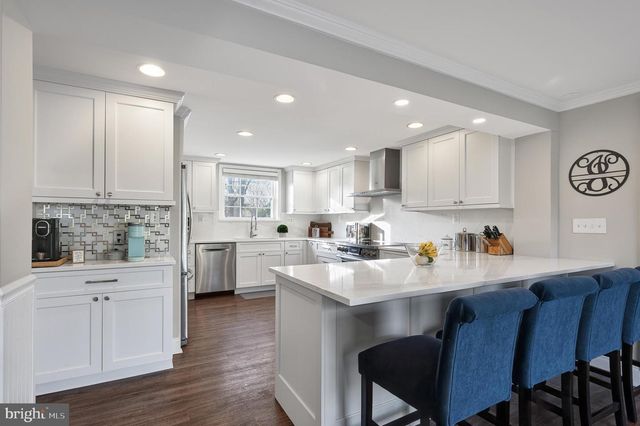 8603 CYRUS PL, Alexandria, VA 22308