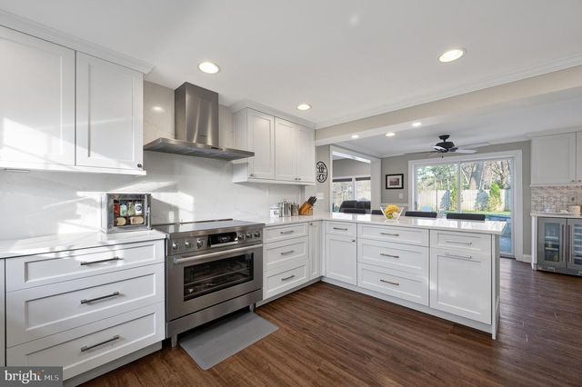 8603 CYRUS PL, Alexandria, VA 22308