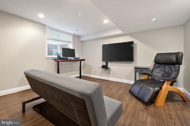 8603 CYRUS PL, Alexandria, VA 22308