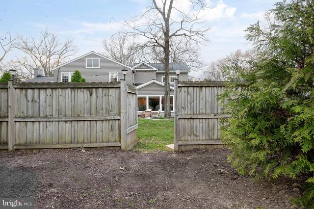 8603 CYRUS PL, Alexandria, VA 22308