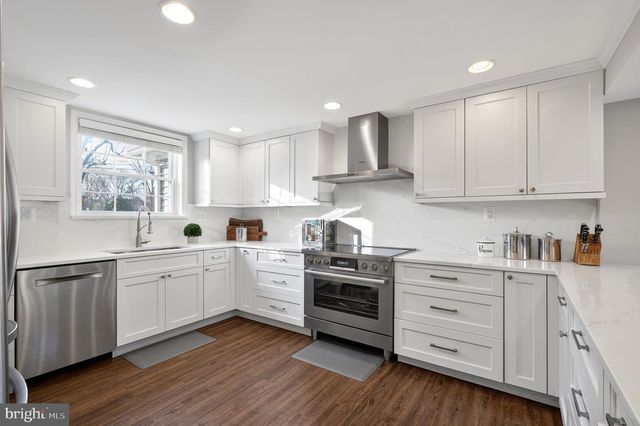 8603 CYRUS PL, Alexandria, VA 22308