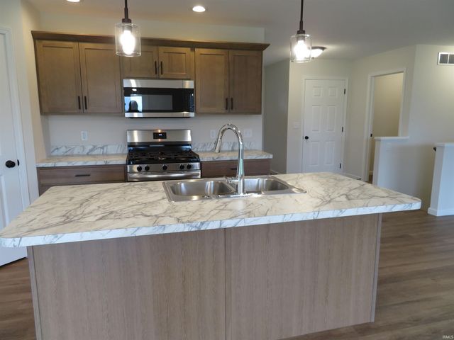 18473 Falcons Lair Court, New Paris, IN 46553