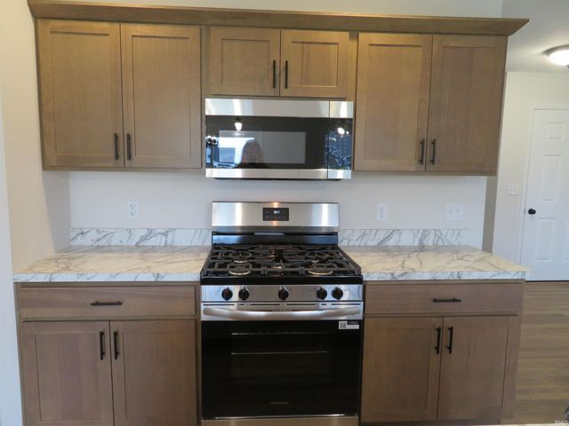 18473 Falcons Lair Court, New Paris, IN 46553