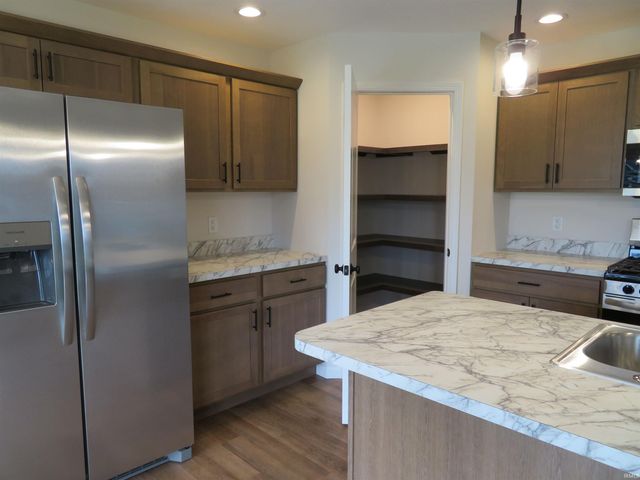 18473 Falcons Lair Court, New Paris, IN 46553