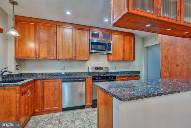 6473 BLENHEIM RD, Baltimore, MD 21212