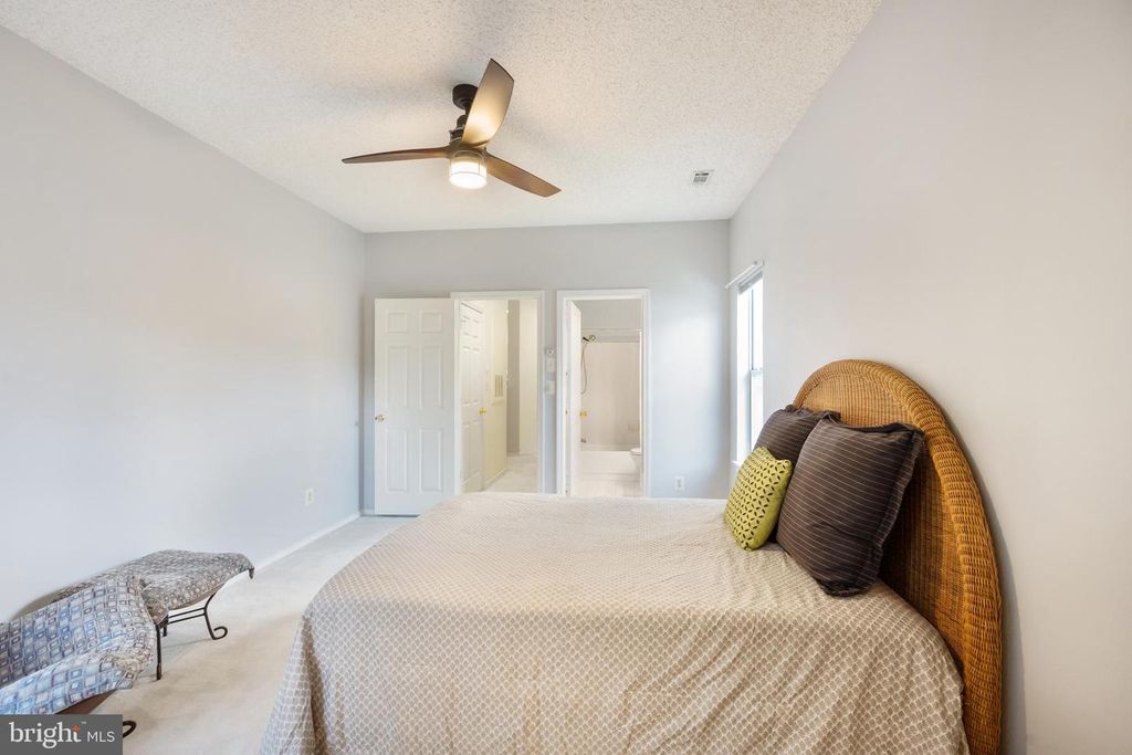 13081 AUTUMN WOODS WAY #203, Fairfax, VA 22033