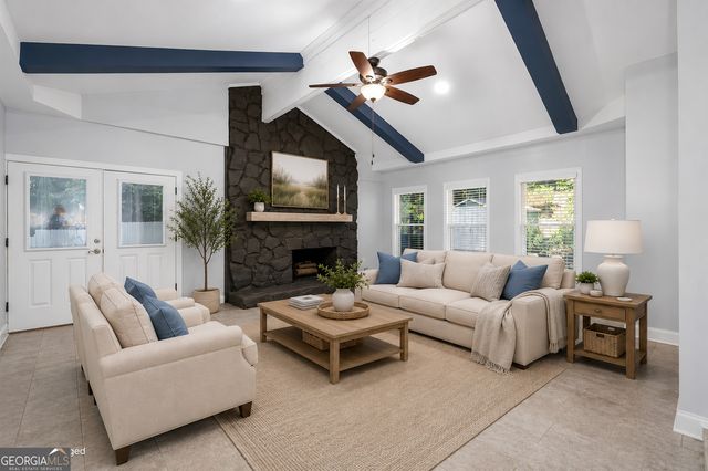 2210 Rosser Place, Smoke Rise, GA 30087