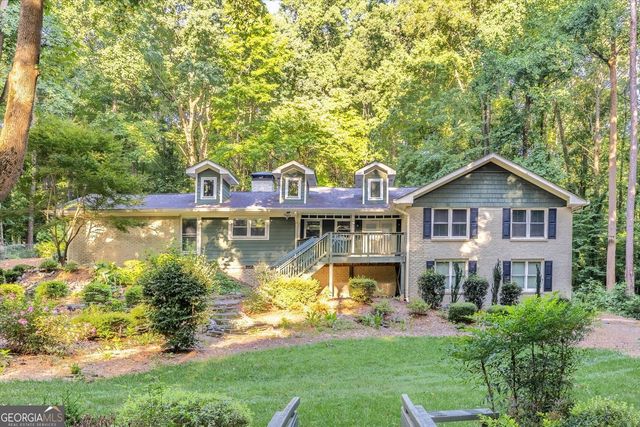 2210 Rosser Place, Smoke Rise, GA 30087