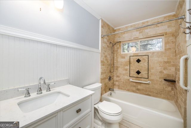 2210 Rosser Place, Smoke Rise, GA 30087