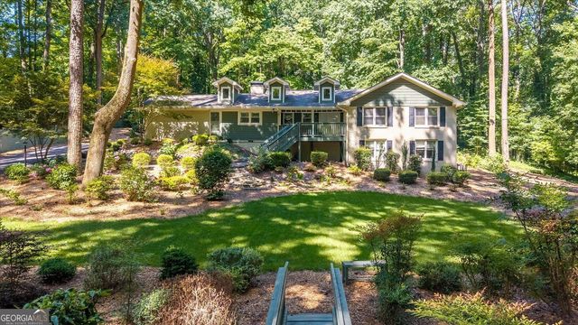2210 Rosser Place, Smoke Rise, GA 30087