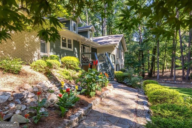 2210 Rosser Place, Smoke Rise, GA 30087