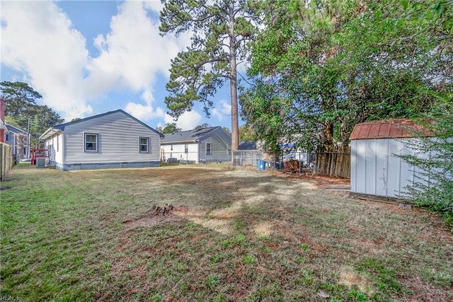 1607 Jackson AVE, Chesapeake, VA 23324