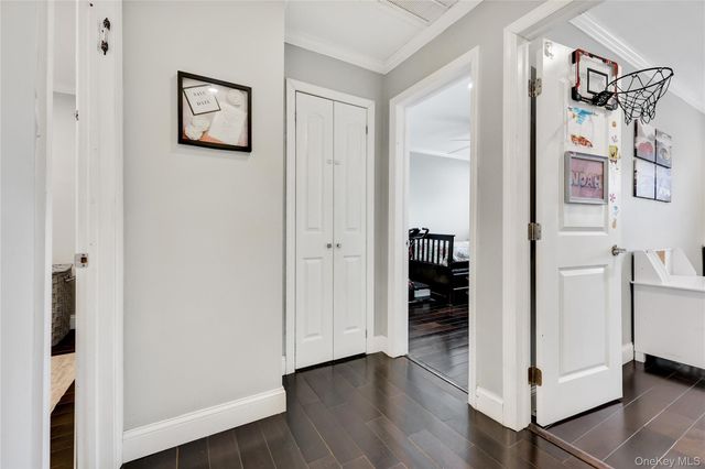 1201 E Broadway H-23, Hewlett, NY 11557