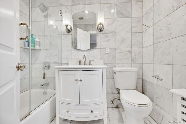 1201 E Broadway H-23, Hewlett, NY 11557