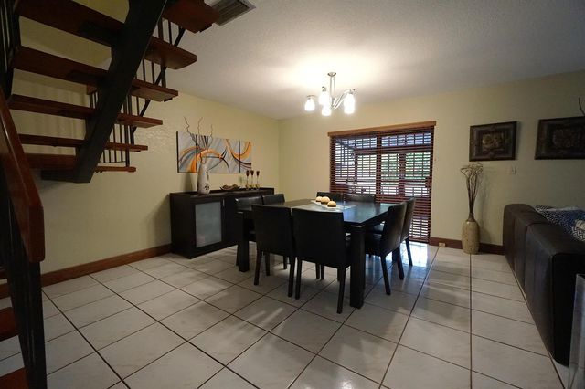 12621 SW 9TH Street, Miami, FL 33184