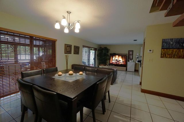 12621 SW 9TH Street, Miami, FL 33184