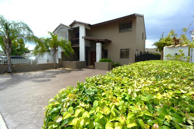 12621 SW 9TH Street, Miami, FL 33184