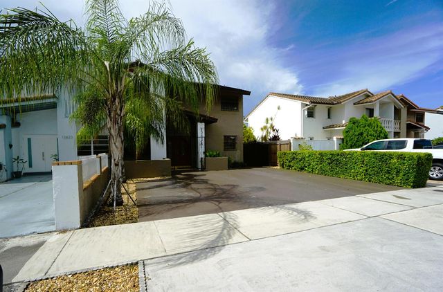 12621 SW 9TH Street, Miami, FL 33184