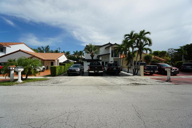 12621 SW 9TH Street, Miami, FL 33184
