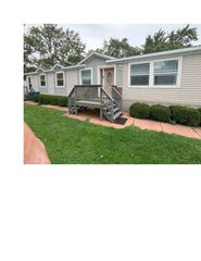 1712 Dixie Highway 132, Crete, IL 60417