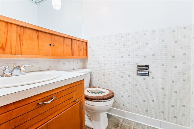 207 Orchard Terrace Dr, Wilmington Twp, PA 16142