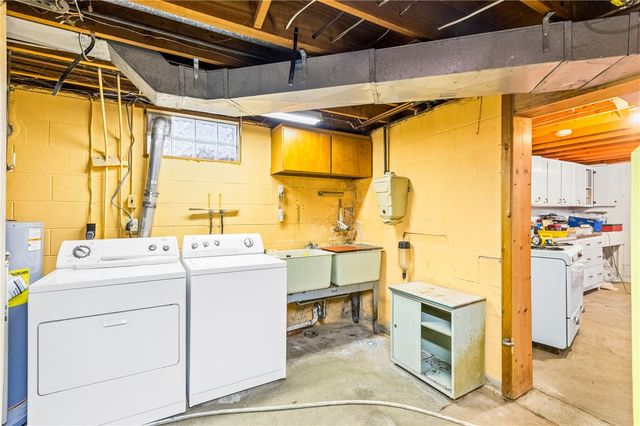 207 Orchard Terrace Dr, Wilmington Twp, PA 16142