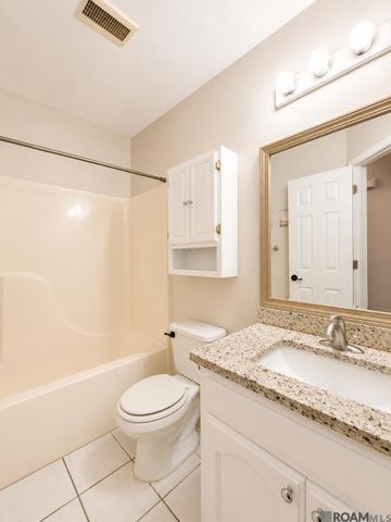 14216 Parkview Dr, Prairieville, LA 70769