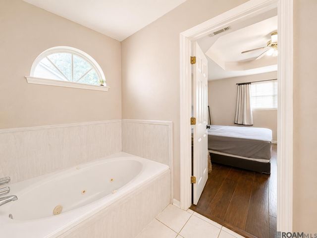 14216 Parkview Dr, Prairieville, LA 70769