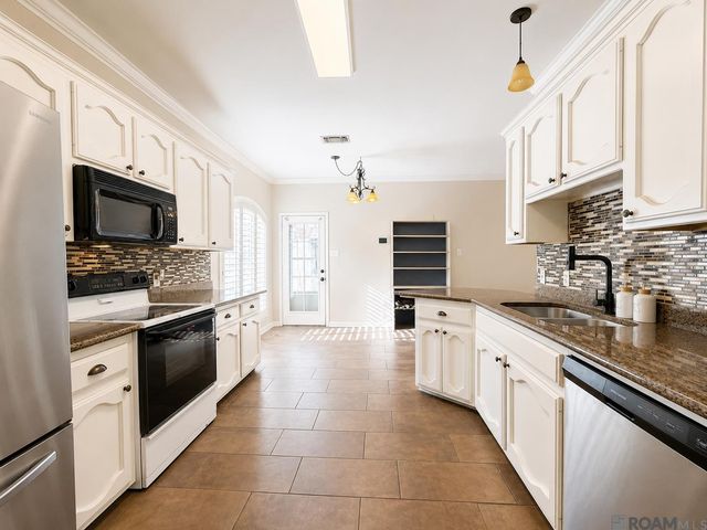 14216 Parkview Dr, Prairieville, LA 70769