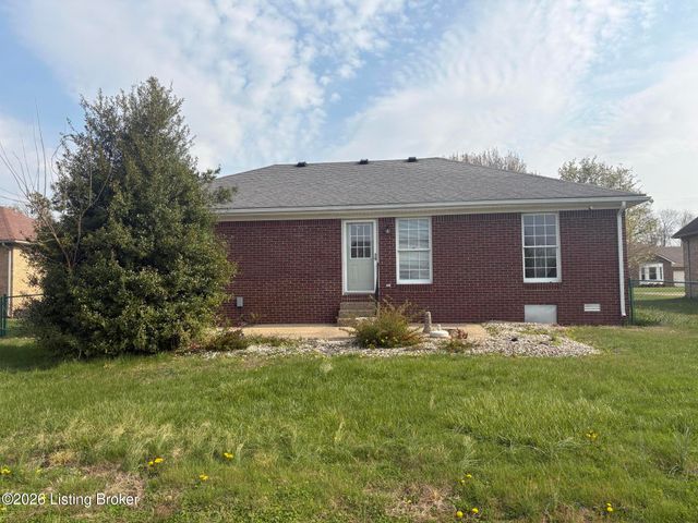 333 Harding Dr, Mt Washington, KY 40047