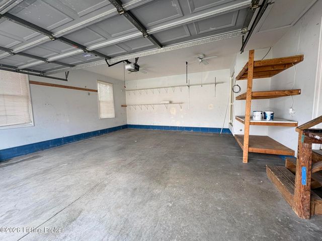 333 Harding Dr, Mt Washington, KY 40047