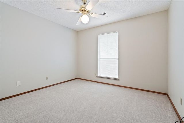 2847 Dove Drive, Fayetteville, AR 72704