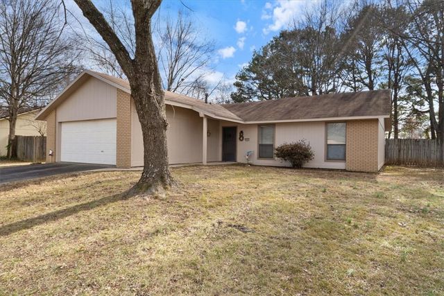 2847 Dove Drive, Fayetteville, AR 72704