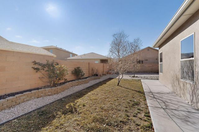 2511 Sunset View Street SW, Los Lunas, NM 87031