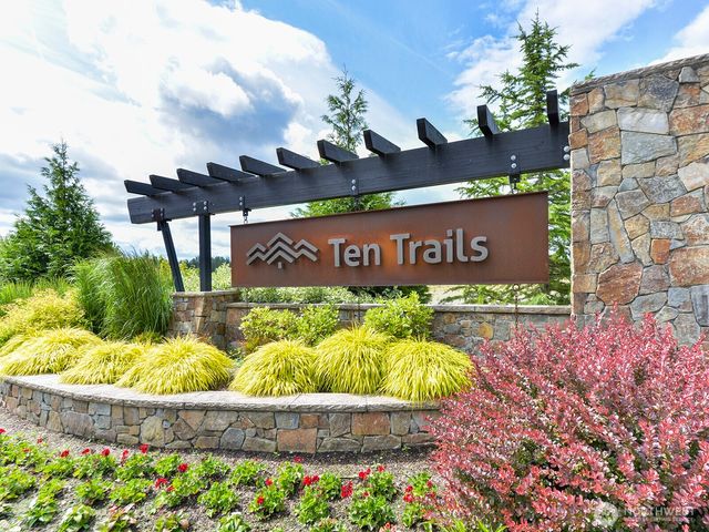 33260 Glacier Avenue SE, Black Diamond, WA 98010