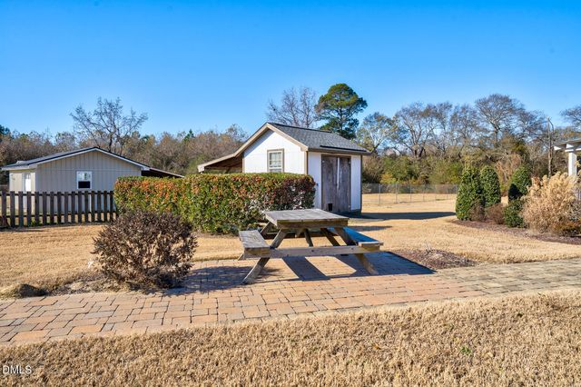 7716 La Finca Road, Elm City, NC 27822