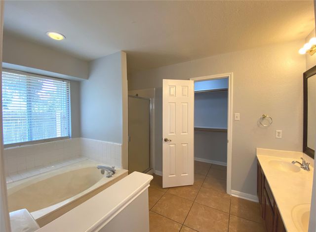 2308 Wright CIR, Round Rock, TX 78664