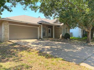 2308 Wright CIR, Round Rock, TX 78664
